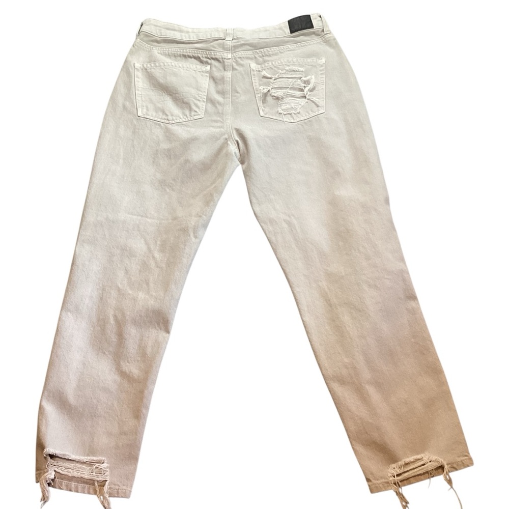 American Eagle Light‎ Grey Thrashed High Waisted Straight Leg Mom Jeans, Size 12 - Picture 6 of 10